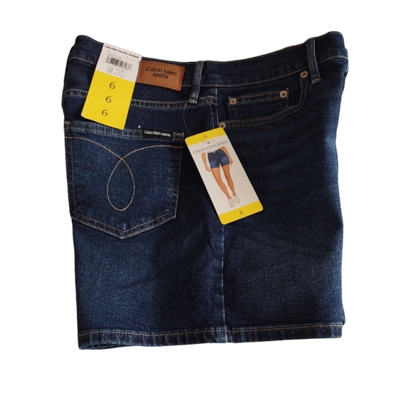 NWT Calvin Klein Size 6 Midrise Classic 5 Pocket Blue Jean Shorts - Picture 3 of 12
